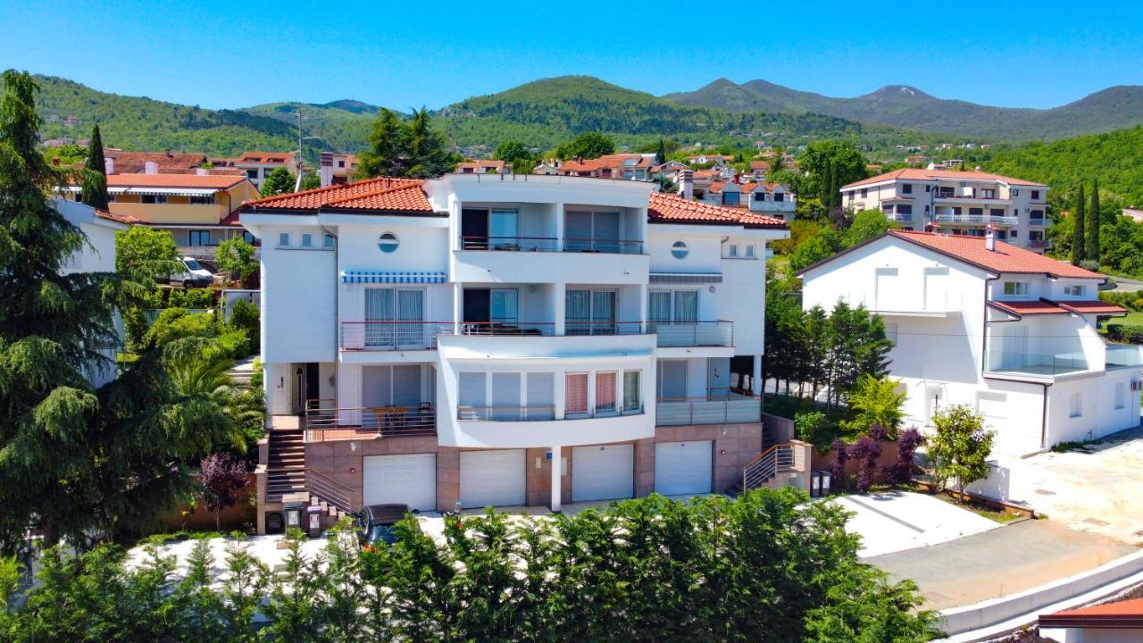 Sea View Apartment In Ičići Zewnętrze zdjęcie