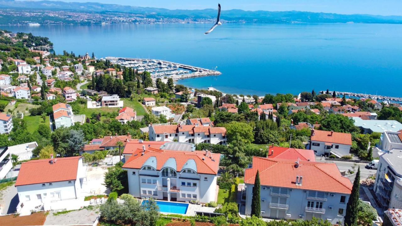 Sea View Apartment In Ičići Zewnętrze zdjęcie